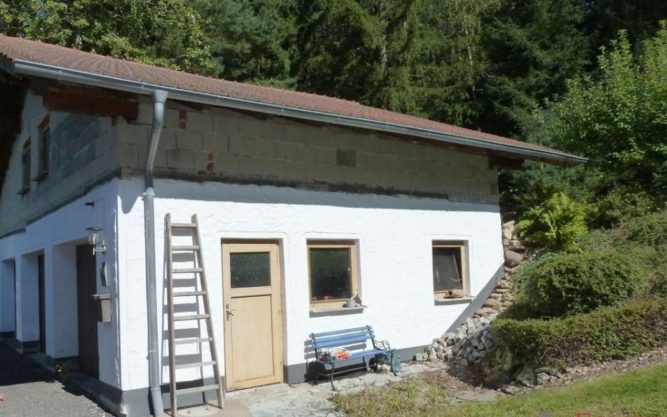 1143 Garage 1